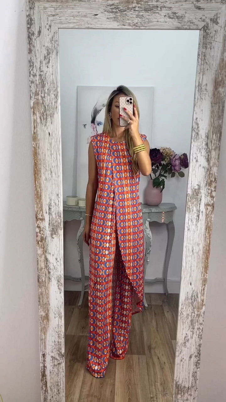 SKYE – PRINTED COMFY SUIT