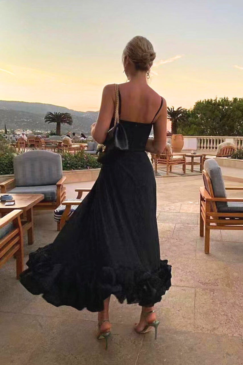 Ariana - Graceful Flowing Dress