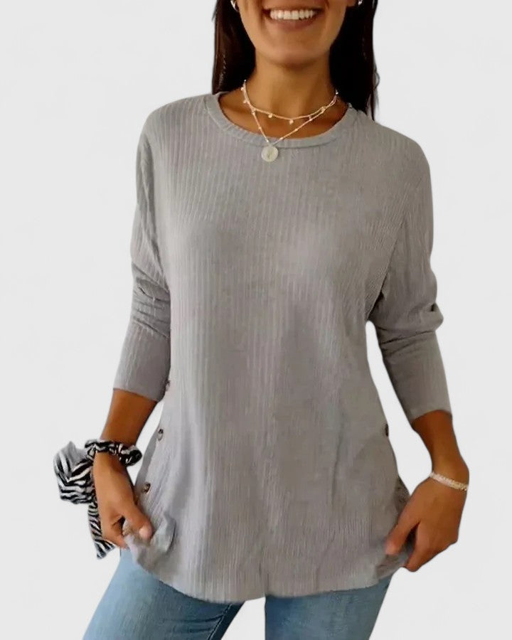 VIRELYA – ELEGANT CREW TOP FOR TIMELESS EVERYDAY STYLE