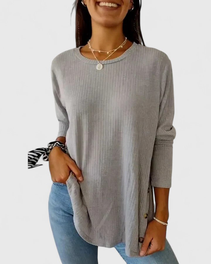 VIRELYA – ELEGANT CREW TOP FOR TIMELESS EVERYDAY STYLE