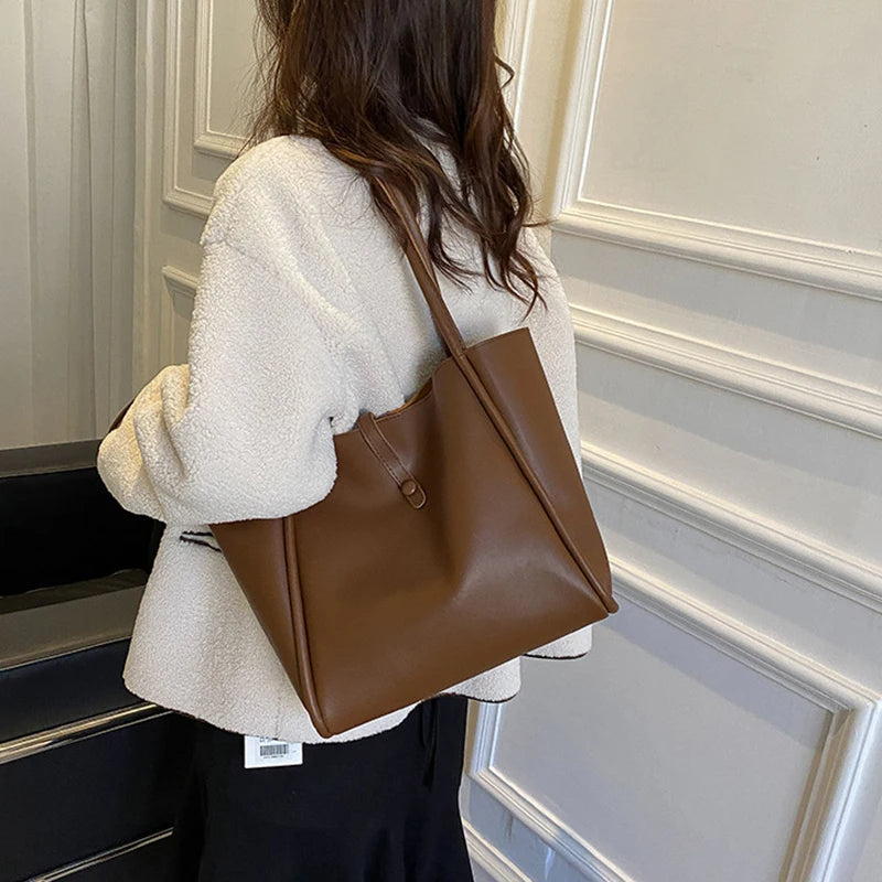 LIORA- Large Carry Bag