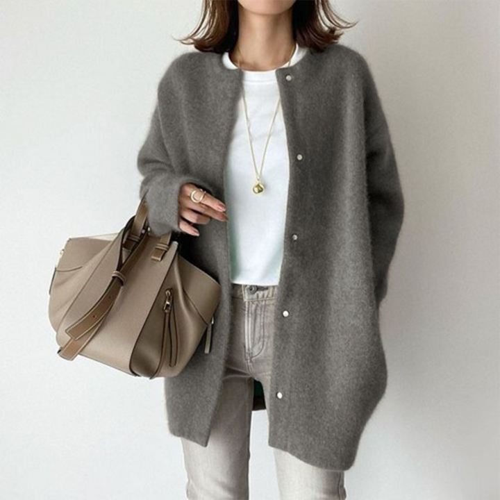 Raveena - Comfortable Cardigan